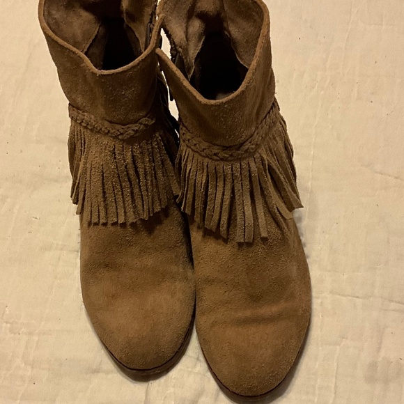Gianni Bini Tan Suede Ankle Boots size 7M - Picture 2 of 9